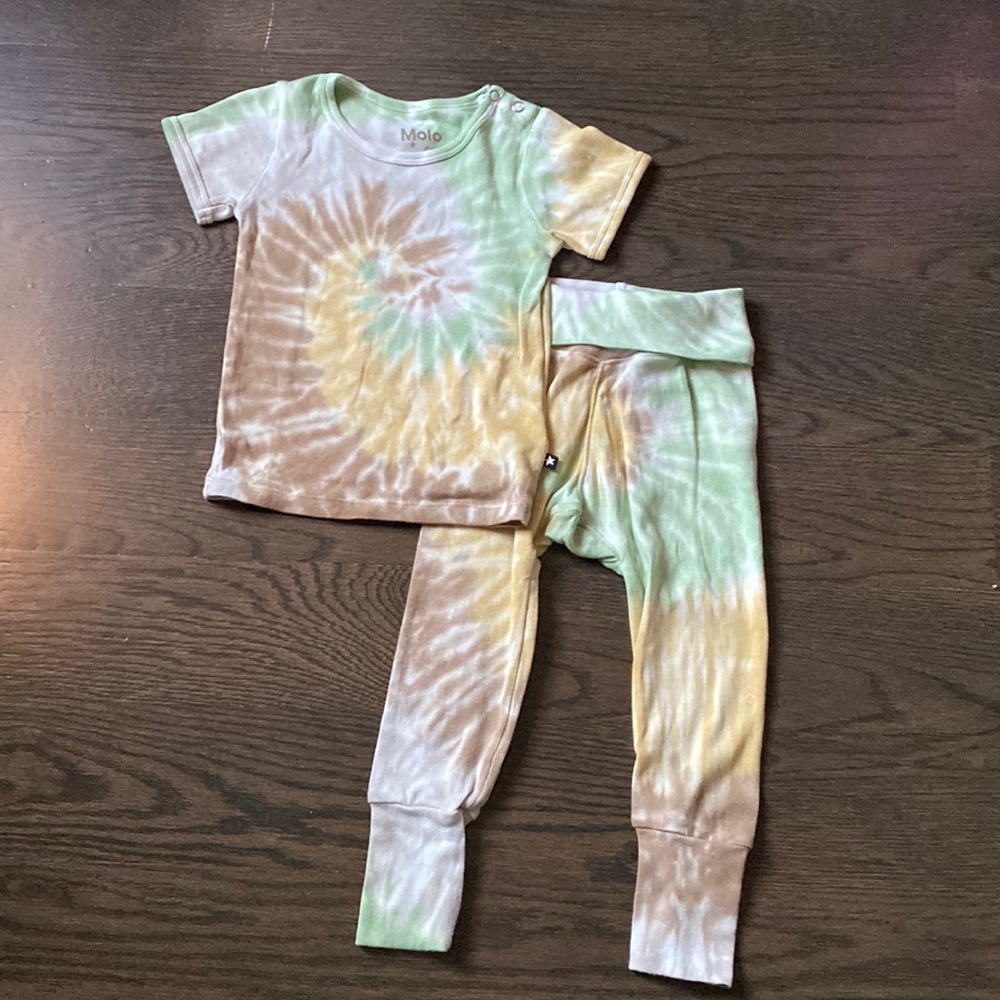 MOLO KIDS OUTFIT SIZE 12-18m